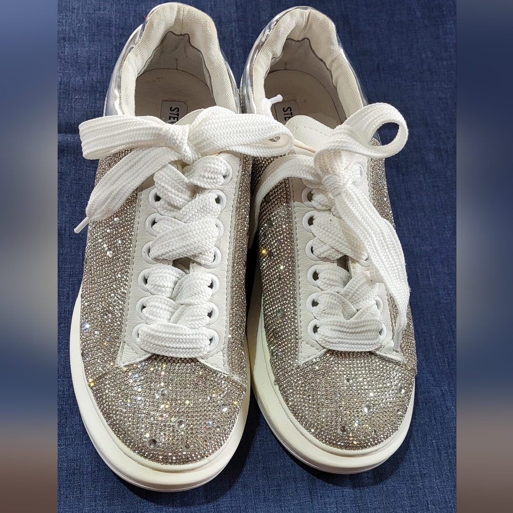 Elegant Silver Women's Sneakers - Picture 9 of 10